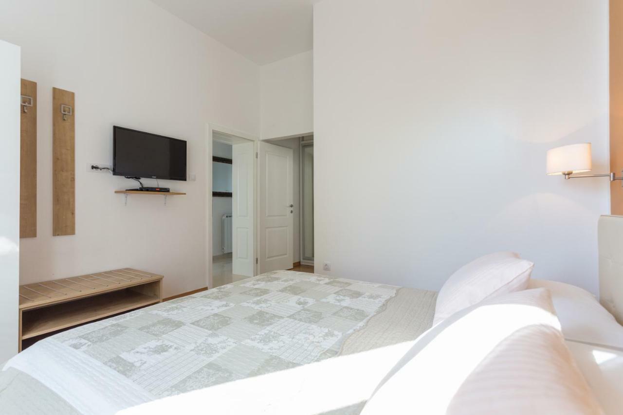 Apartments Villa Victoria Дубровник Экстерьер фото