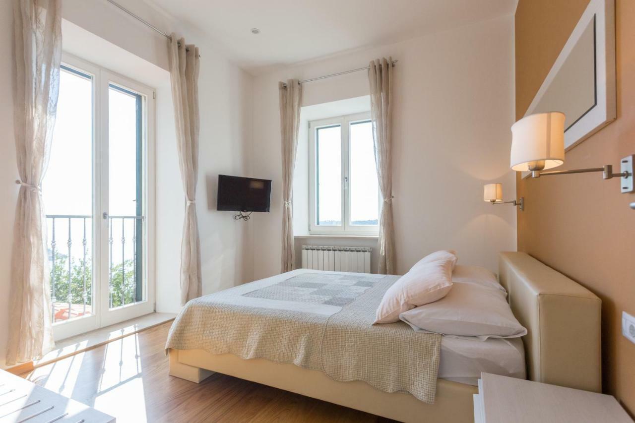 Apartments Villa Victoria Дубровник Экстерьер фото